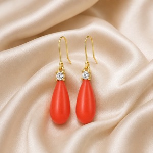 Orecchini Pendenti Decorati con Salmone e Corallo Rosso, Ornamenti Vintage da Indossare per Spose e Uso Quotidiano - Product Image 6