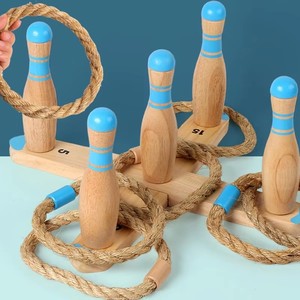 Jeu de lancer d'anneaux <span class=keywords><strong>et</strong></span> de bowling 2 en 1 en bois avec piquets de pointage, anneaux en corde <span class=keywords><strong>et</strong></span> <span class=keywords><strong>quilles</strong></span> de bowling pour le plaisir en famille en plein air dans la cour - Product Image 5
