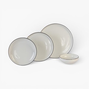 Platos <span class=keywords><strong>de</strong></span> Cena <span class=keywords><strong>de</strong></span> 10 Pulgadas, <span class=keywords><strong>Vajilla</strong></span> <span class=keywords><strong>de</strong></span> Cerámica, Nueva Porcelana Fina, Plato Redondo <span class=keywords><strong>Moderno</strong></span> y Contemporáneo, <span class=keywords><strong>Juego</strong></span> <span class=keywords><strong>de</strong></span> Platos con Borde Negro Clásico - Product Image 4