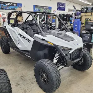 2024 Polaris XP 1000 rzr thể thao bên cạnh