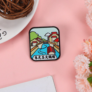 Badge métallique personnalisé de forme irrégulière avec design peint, épingle à fermoir papillon pour cadeau commémoratif de remise de diplôme ou de tourisme sur le campus - Product Image 1