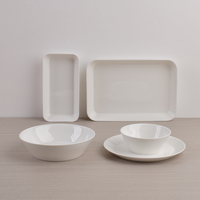 Assiettes rectangulaires en porcelaine rouge écologiques de 10,5 pouces, prêtes à être expédiées en gros, pour restaurants, mariages, hôtels