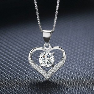 CAOSHI dulce niñas regalo amor corazón forma mujeres Bling Zircon piedra plateado caja cadena lindo hueco corazón señoras collar - Product Image 1