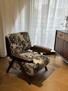 Fauteuil rétro moderne du milieu du siècle, fauteuil lounge en bois massif avec dossier à motifs, fauteuil d'appoint en tissu vert pour salon - Product Image 4