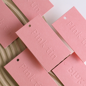 800gsm thân thiện với MÔI MILANO giấy treo <span class=keywords><strong>tag</strong></span> biểu tượng tùy chỉnh dập nổi/Debossed kết cấu màu hồng Cảm ơn bạn Thẻ Nhãn cho giày túi - Product Image 2