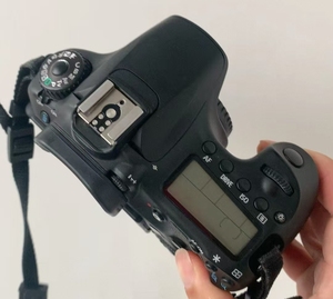 Cámara Digital de Bajo Costo 60D, Solo Cuerpo, Cámara APS-C, Cámara de Nivel Básico - Product Image 4