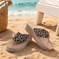 Tongs compensées antidérapantes en EVA pour femmes, personnalisables OEM, motif léopard, semelle en corde, plateforme, style espadrille, été, paille