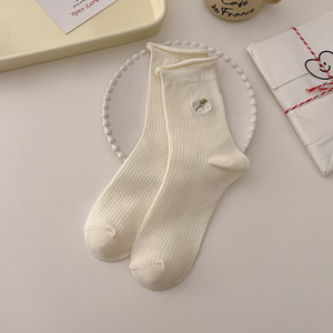 <span class=keywords><strong>Calcetines</strong></span> de flores bordadas <span class=keywords><strong>con</strong></span> volantes <span class=keywords><strong>Calcetines</strong></span> de algodón <span class=keywords><strong>con</strong></span> parte superior rizada para dama - Product Image 6