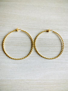 Bijoux de boucle d'oreille en laiton plaqué or de haute qualité, bijoux plaqués or vermeil 18 carats, fournisseur de bijoux en laiton antique - Product Image 6