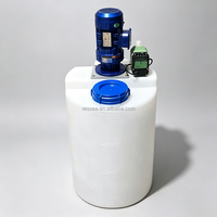 Réservoir de dosage chimique en PE de 300L 500L, boîte de dosage complète équipée d'un moteur agitateur 220V pour le mélange de produits chimiques liquides