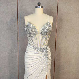 Abito da sera lungo a <span class=keywords><strong>sirena</strong></span> con spacco, spalline sottili, vita naturale, in cristallo plissettato, ecologico, per laurea - Product Image 4