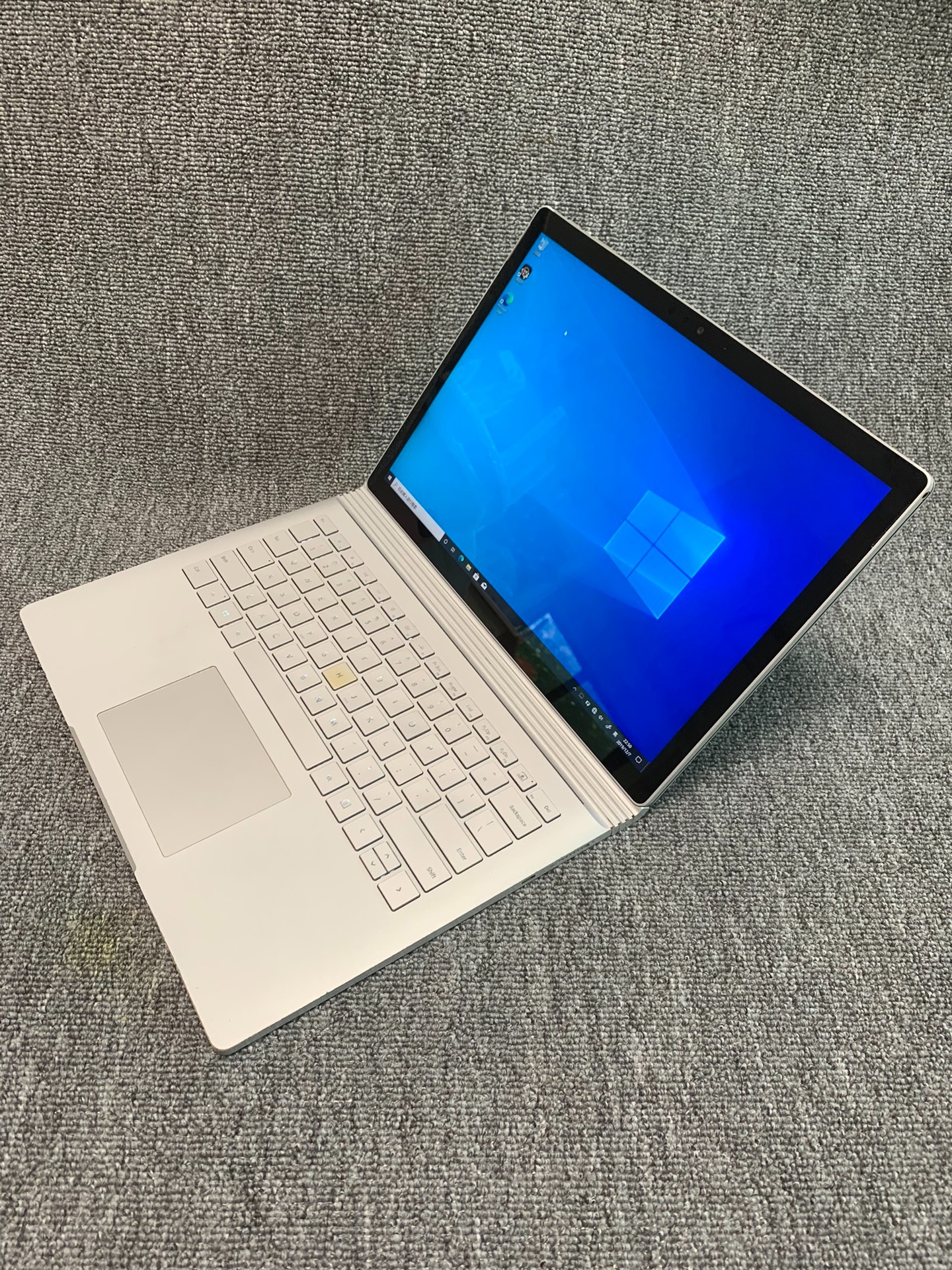 Portable 2 in 1 Slim Laptop Surface Book2 I7 8650U GTX1050 Touch