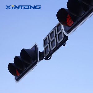 كشافات مرور من XINTONG تعمل بالطاقة الشمسية بسعر جيد متوفرة باللون الأصفر والأحمر والأخضر معتمدة من الاتحاد الأوروبي (CE) بأسعار رائعة - Product Image 1