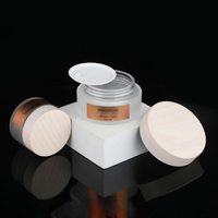 Ensemble d'emballages en verre dépoli en gros, compte-gouttes à capuchon en bois pour sérum, vaporisateur de toner et pot de crème pour le visage