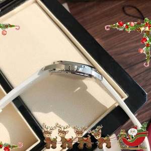 Reloj Mecánico Automático Blanco Personalizado de Alta Calidad con Correa de Goma, Esfera Blanca y Bisel con Diamantes para Mujer - Product Image 5