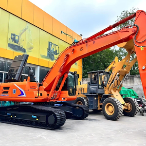 CDM6240 Medium Crawler Excavator 22.6Ton Digger Has Strong <b>Adaptability</b> - Product Image 1