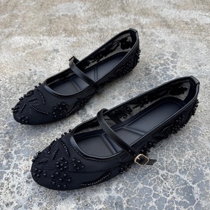 Ballerines Mary Jane brodées de perles pour femme, nouveau modèle 2026, avec bride à boucle, maille ajourée respirante et semelle extérieure en caoutchouc - Product Image 2