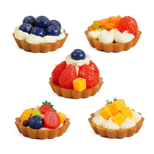 โมเดลทาร์ตผลไม้ครีมสูตรพิเศษใหม่ ของตกแต่งอาหารจำลอง PVC พร้อมสตรอว์เบอร์รี บลูเบอร์รี สับปะรด มะม่วง และส้ม สำหรับจัดแสดง - Product Image 1