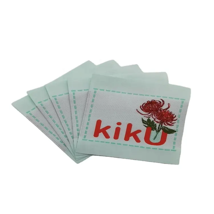 Custom Design Kleidung Marke Center Fold Kleidung Private Design End Fold Satin Hals Logo Kleidungs stück gewebtes Etikett