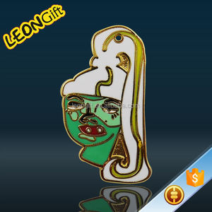 Pin de solapa esmaltado de dibujos animados personalizados al por mayor, insignia de Metal duro suave, logotipo personalizado para ropa, sombrero, Jeans - Product Image 1