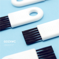 Rendez la vie plus facile : Accessoires de brosse pour téléphone portable 10 couleurs, brosse de nettoyage mini pour clavier de cuisine, longueur 50 mm, poils PBT noirs, couteau de nettoyage
