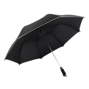 Parapluie de golf extra large de 27 pouces avec design classique, logo personnalisable, motif à trois plis pour couvrir trois personnes - Product Image 4
