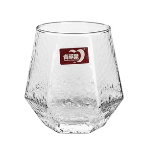 Verre à whisky géométrique en verre diamanté créatif nordique à six côtés avec motif de marteau - Product Image 1