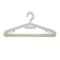 Cintre multifonctionnel moderne en plastique PP au design fonctionnel pour l'organisation de la garde-robe (vente en gros)