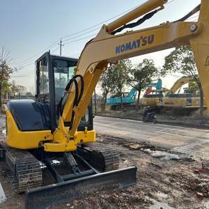 Excavadora de orugas hidráulica Komatsu PC40 usada de 4 toneladas, pequeña, rentable, en stock PC20 PC35 PC40 PC55 PC56 PC60 PC70 PC110 - Product Image 1