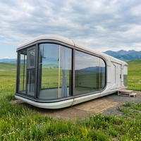 Maison-capsule spatiale de luxe, cabane modulaire préfabriquée pour hôtel-resort, glamping, camping, hébergement avec vue panoramique en verre