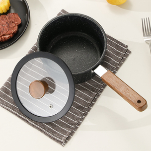 مجموعة أواني طهي صحية غير لاصقة من الفولاذ المقاوم للصدأ 410 ثلاثي الطبقات بتصميم بسيط، تشمل قدر للحساء وقدر للحليب بمقابض خشبية آمنة للطعام - Product Image 4