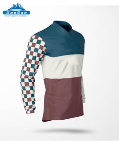 <span class=keywords><strong>Le</strong></span> maillot de moto pré-adaptatif - Prêt à anticiper les chocs grâce à la détection de l'environnement et au pré-tensionnement de la maille protectrice - Product Image 6