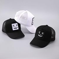 Gorra Trucker de Espuma de Poliéster con Bordado de Cara Estilo Urbano y Diseño Estructurado para Venta al por Mayor