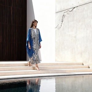 Abaya en polyester avec strass thermocollants personnalisés de qualité supérieure pour femmes musulmanes, robe de fête islamique élégante et luxueuse - Product Image 1