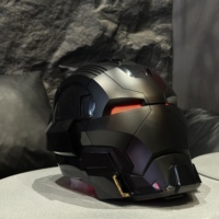 Casque robotique authentique portable avec lumières pour soirées et événements