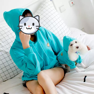 Venda Quente: Conjunto de Moletom para Cães e Donos em Algodão 100% Sólido com Forro de Fleece, Confortável, Quente e Respirável - Product Image 5
