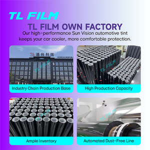 Película para Ventanas de PET con Visión Unidireccional, 90% de Aislamiento Térmico, Sin Decoloración, Fácil Instalación, Plateada Reflectante, para Exteriores, Protección UV - Product Image 4