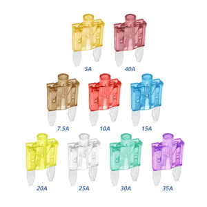 Fusibles Automotrices de Tamaño Mediano 5A 10A 15-40A, Tabletas de <span class=keywords><strong>Seguro</strong></span> para Automóviles, Fusible Mediano con Lámpara, Fusibles para Automóviles con Caja y Clip - Product Image 2