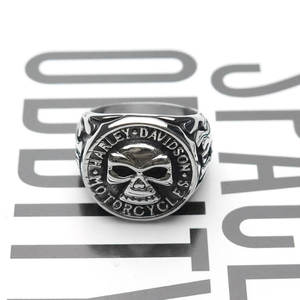 Anillos Modernos Resistentes al Agua y al Deslustre, Anillo Gótico de Calavera de Acero Inoxidable 316L de Buena Calidad para Hombre - Product Image 3