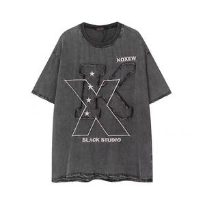 T-shirt unisexe en coton personnalisé à manches courtes, col rond, avec broderie appliquée délavée - Product Image 1