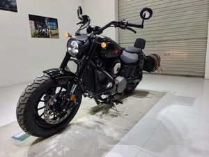 Negozio di Moto Usate Popolare Specializzato in Moto Retrò, Streetbike, Moto a Benzina, Sportbike Bicilindriche da 450cc - Product Image 3