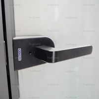 Puerta Batiente de Aluminio de Alto Rendimiento Instime para Mejorar el Hogar, Ofrece Apertura Suave, Estructura Segura y Aislamiento Confortable