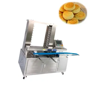 Automatic Food Pie Cookie Biscuit Organizing Machine Baking Plate Pan Tray Arranging Machine