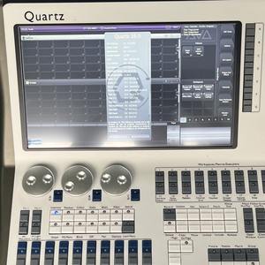Console d'éclairage de scène Avolite Quartz Titan V18 V17.1 Tiger Touch I7 DMX 4 canaux - Product Image 3