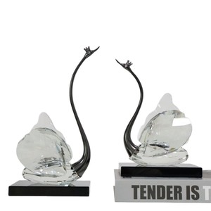 Escultura de Cisne Grabada en Cristal Blanco de Lujo, Decoración Ecológica de Estilo Moderno y Minimalista para Sala de Estar, Oficina o Escritorio - Product Image 5