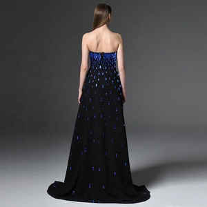 OUDINA Nuevo Vestido Largo Maxi de Noche Elegante con Cuentas y Diamantes Azules, sin Tirantes, Talla Grande - Product Image 2