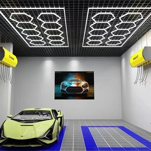 Lampe LED hexagonale en nid d'abeille IP65, étanche, pour l'éclairage des ateliers de lavage de voitures, des garages et des plafonds. - Product Image 3