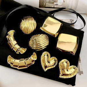 Pendientes de Moda con Forma de Corazón, Chapados en Oro, Aleación de Zinc, Joyería Moderna para Mujer, Fiesta, 2026 - Product Image 5