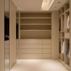Armoires de dressing sur mesure, style moderne haut de gamme, série de couleurs unies, personnalisation individuelle - Product Image 1