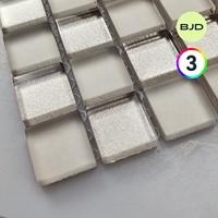 Mosaïque de carreaux de verre BJD style européen Manhattan Light Tea Pearl 300x300mm, design de surface mixte, pour mur de fond d'espace commercial